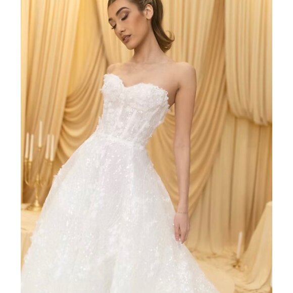 Rivini - Ava Wedding Gown Size 2 - Picture 6 of 13